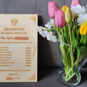 Super prezent na koniec roku - świadectwo z czerwonym paskiem